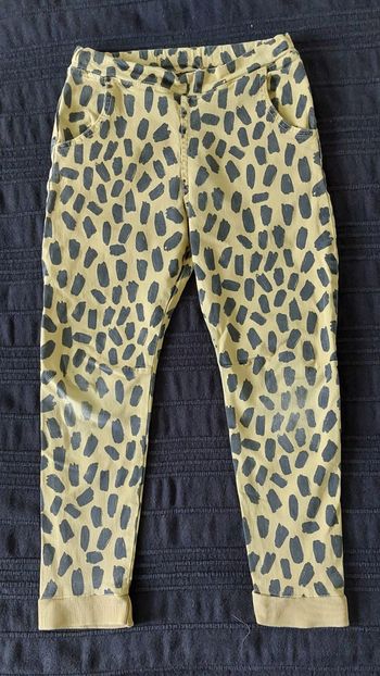 Pantalon aux jolis motifs