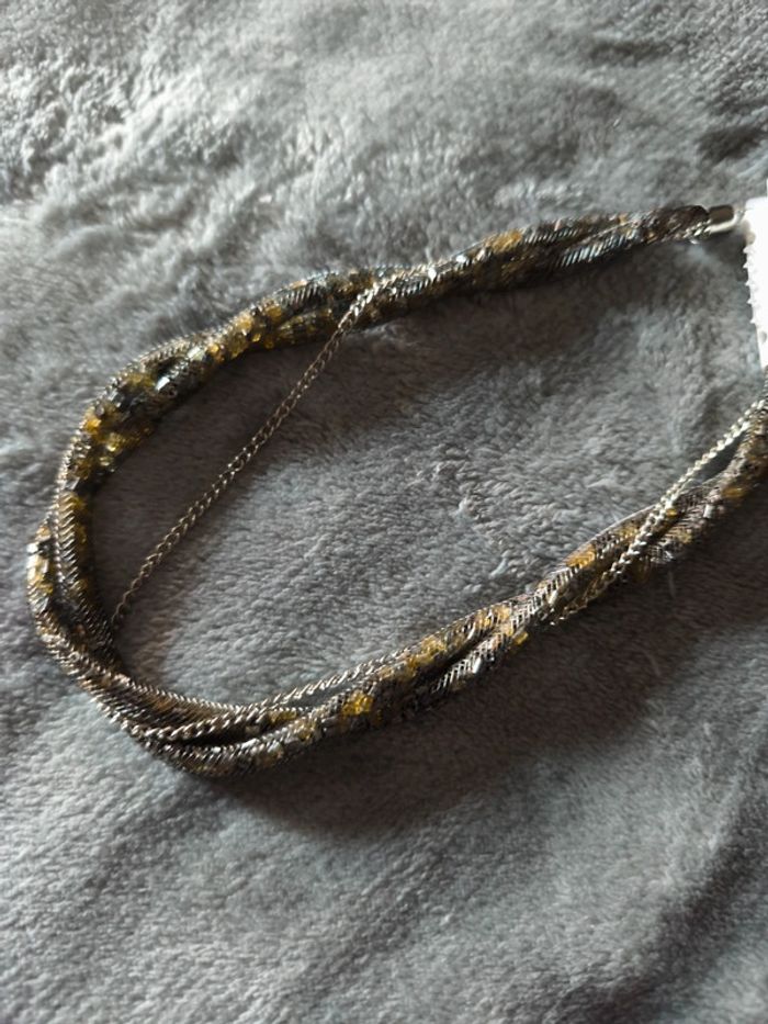 Collier - photo numéro 6