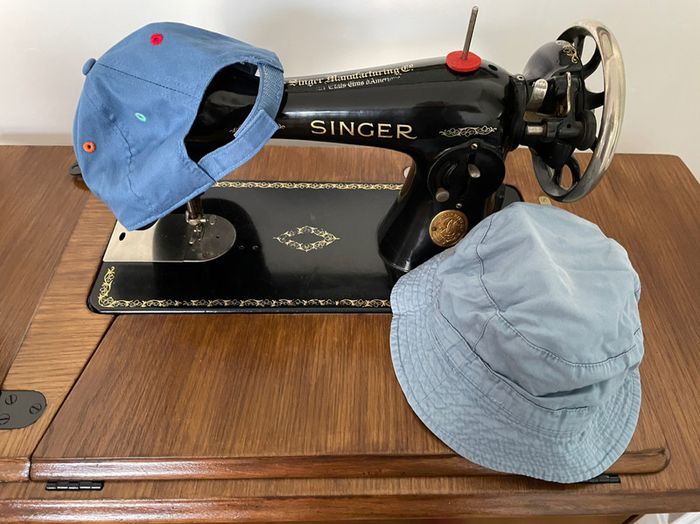 Casquette et chapeau - photo numéro 2