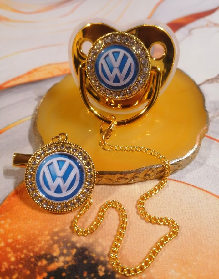 Tétine Volkwagen doré
