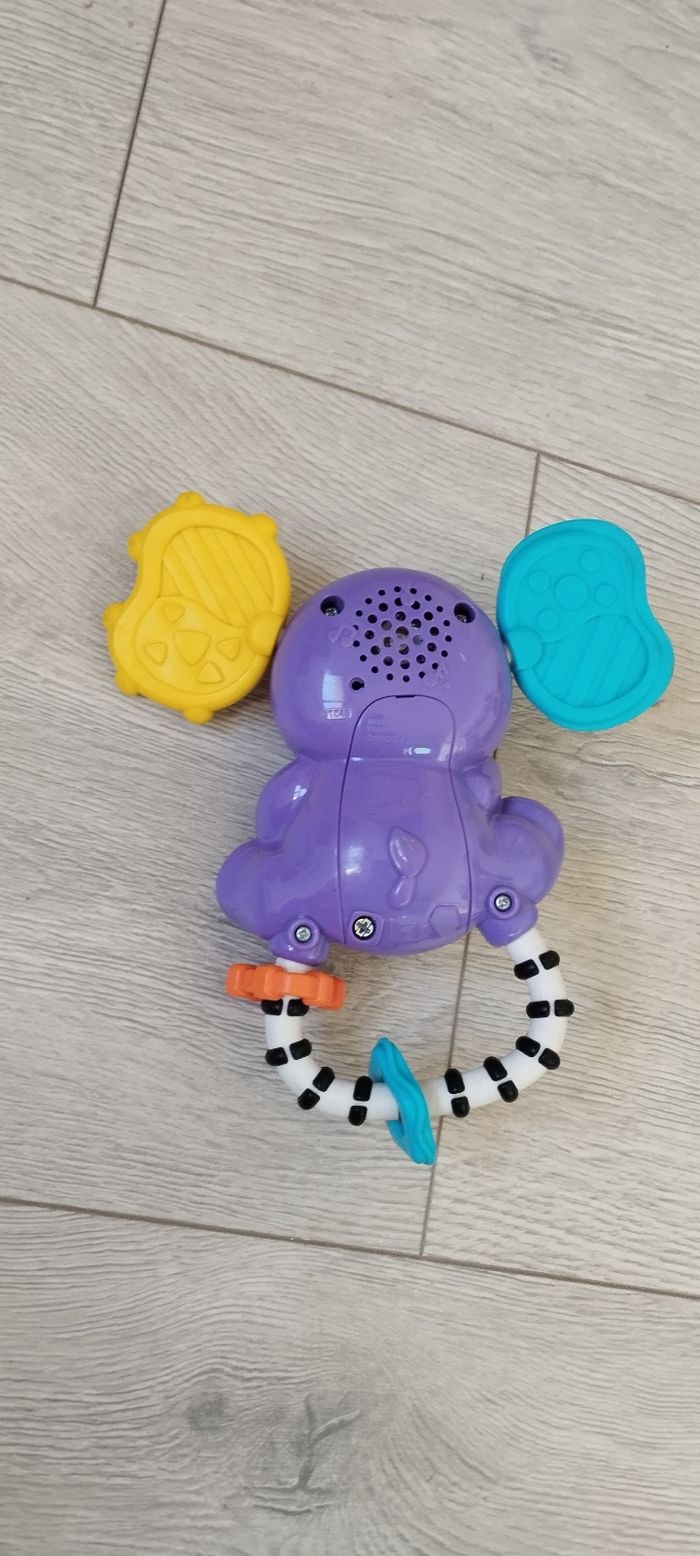 Hochet éléphant musical VTech - photo numéro 2