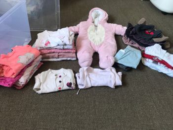 Lot vêtements bébé fille