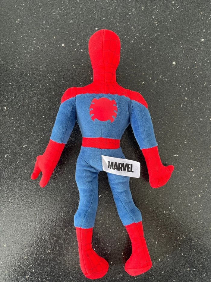 Figurine Spiderman, doudou peluche - photo numéro 2