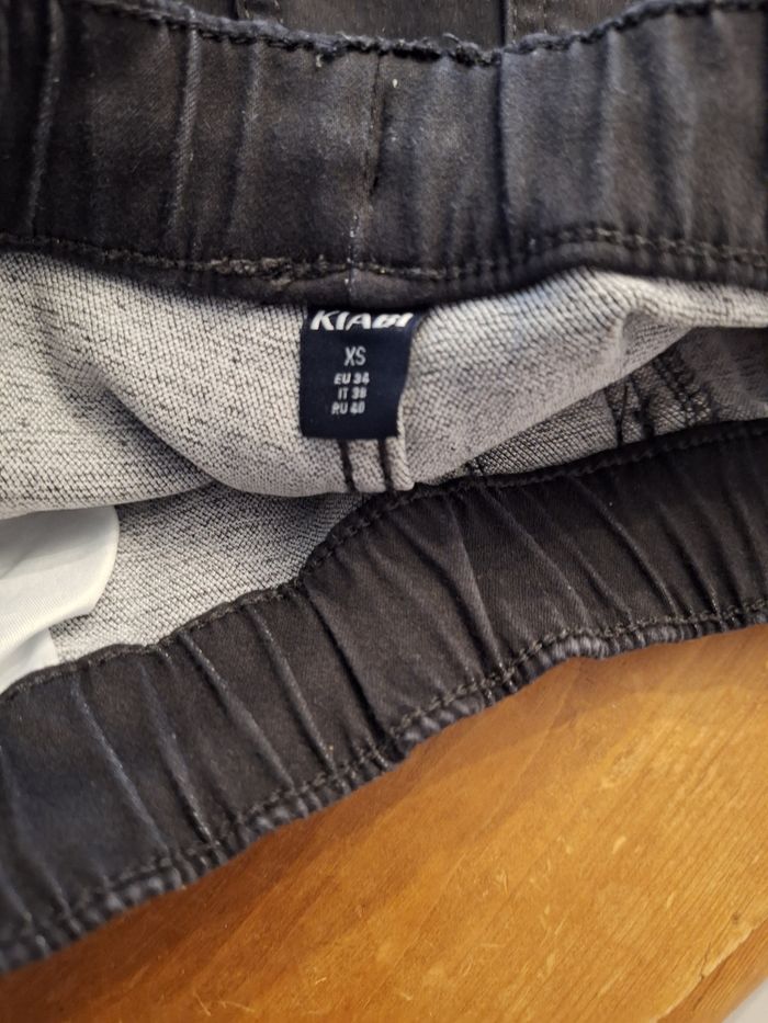 Pantalon.cargo noir - photo numéro 5