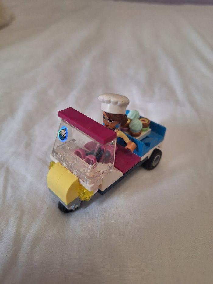 Lego friends 41366 le cupcake café d Olivia - photo numéro 5