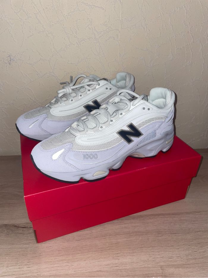 New Balance 1000 pearl grey