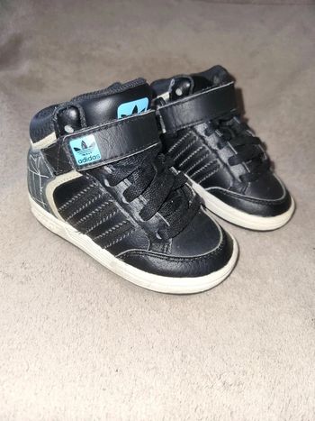 Chaussures bébé 20