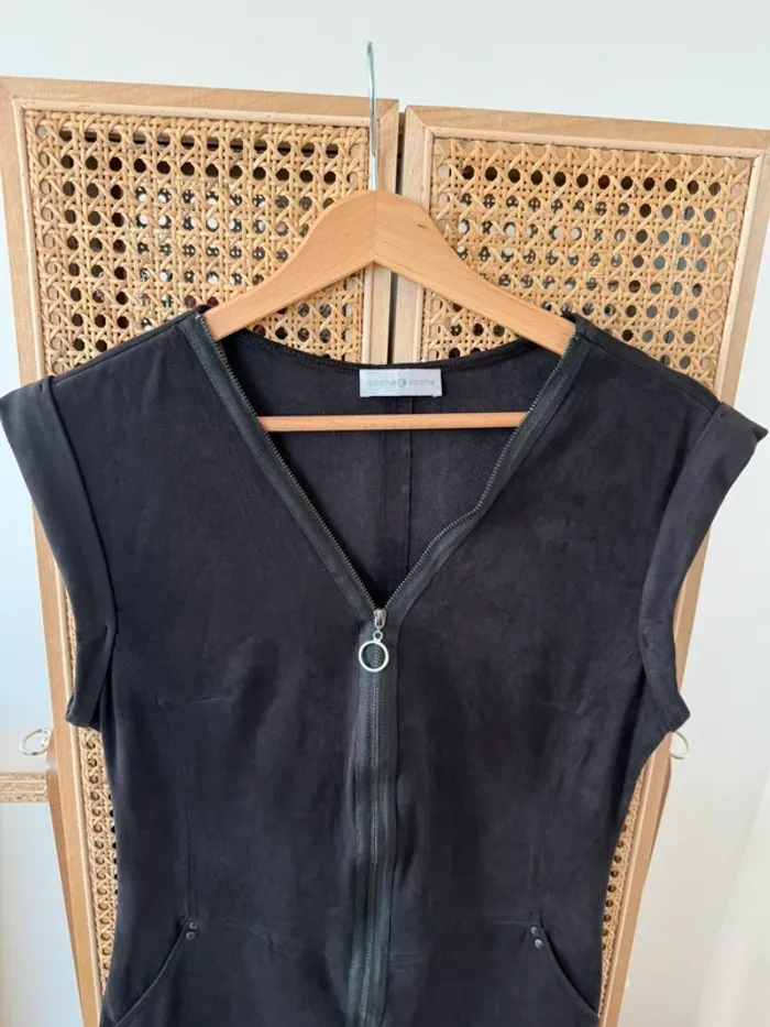 Robe en suédine noire - photo numéro 2