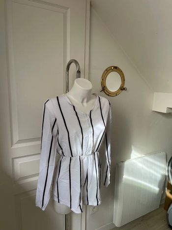 Combinaison short à rayures