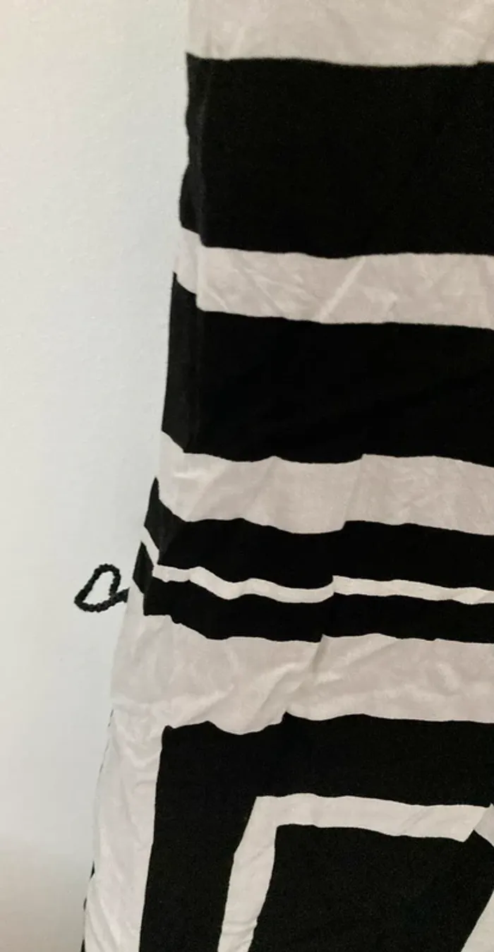 Robe midi à motifs géométriques noir et blanc cassé taille 38 - photo numéro 3