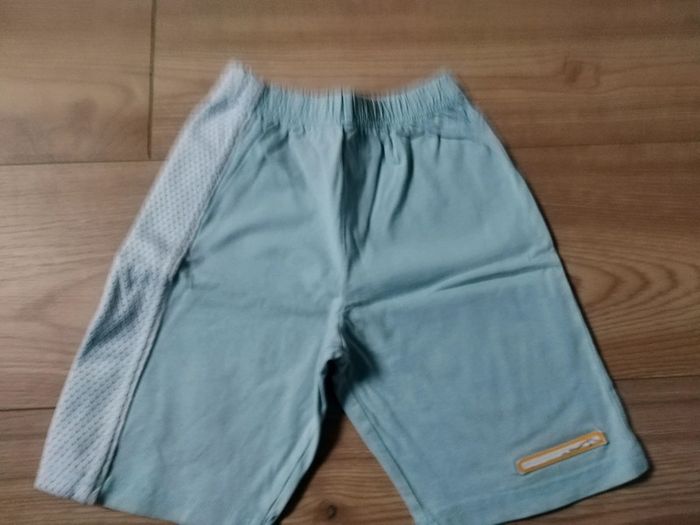 Ensemble short et tee-shirt - photo numéro 2