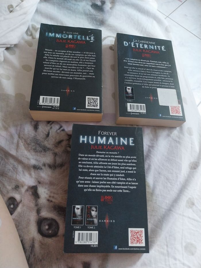 Romans Blood of Eden tomes 1 à 3 Trilogie Julie Kagawa Forever Humaine Darkiss - photo numéro 2