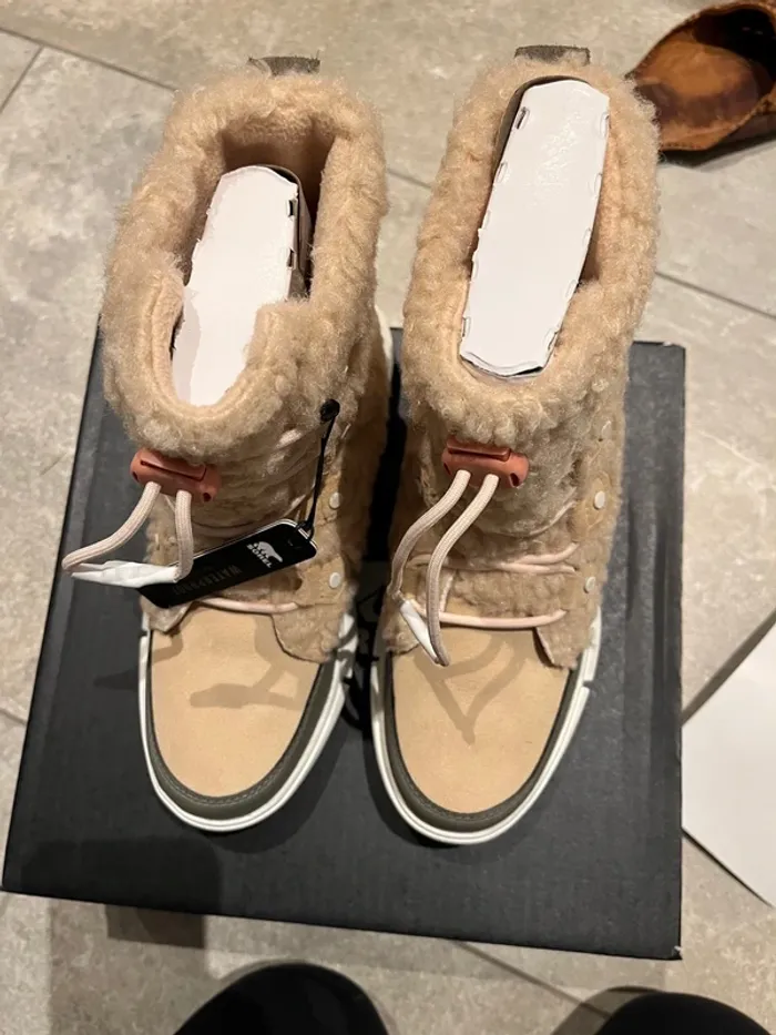 Bottes neiges Sorel Explorer - 35 - photo numéro 2