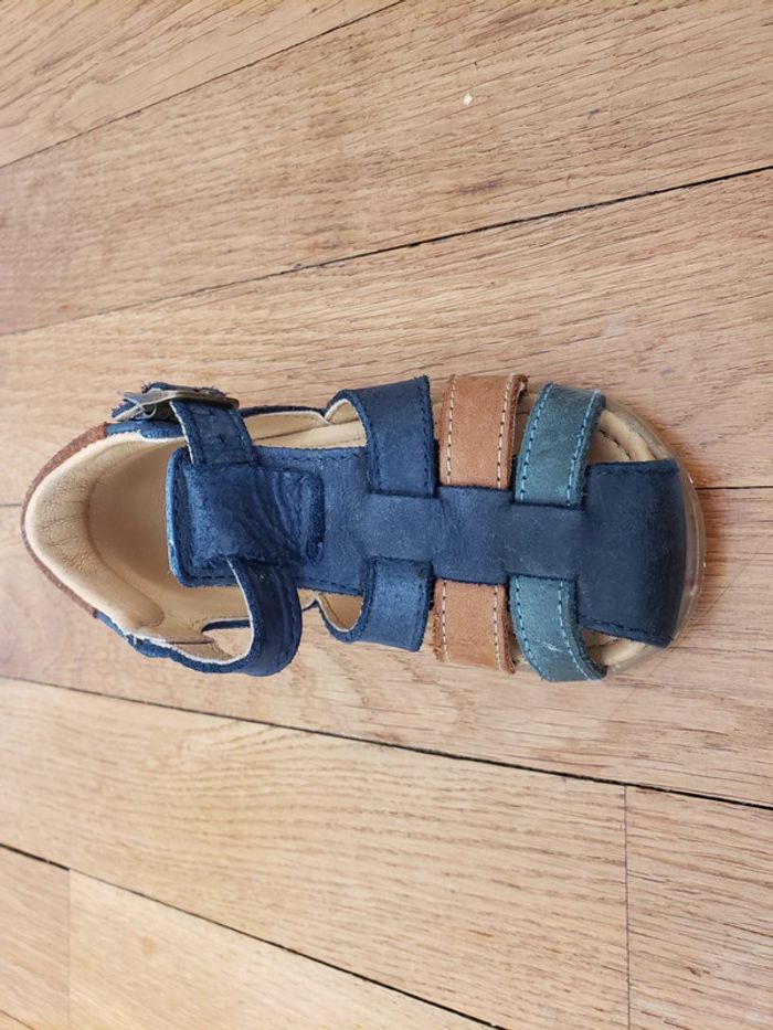Chaussures garçon pointure 22 - photo numéro 5