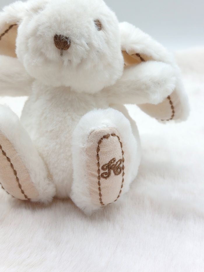 Tartine et Chocolat mini peluche doudou lapin blanc Augustin beige marron 12 cm - photo numéro 2