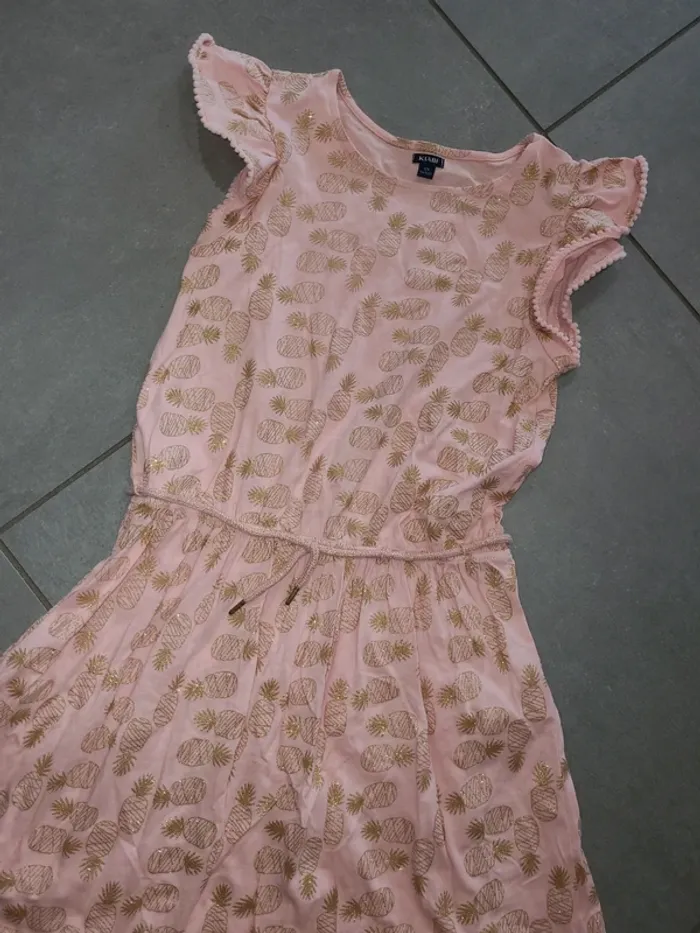 Robe rose avec Ananas pailletés 12 ans - photo numéro 3