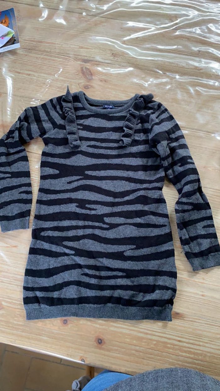 Robe léopard kiabi 6 ans grise et noire