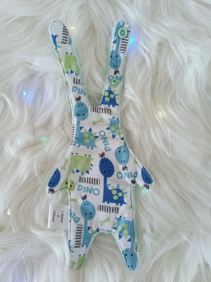 Petit lapin en tissu