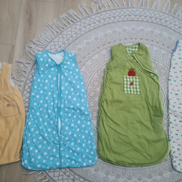 lot de 4 gigoteuses 0-6 mois et 6-18 mois - photo numéro 3