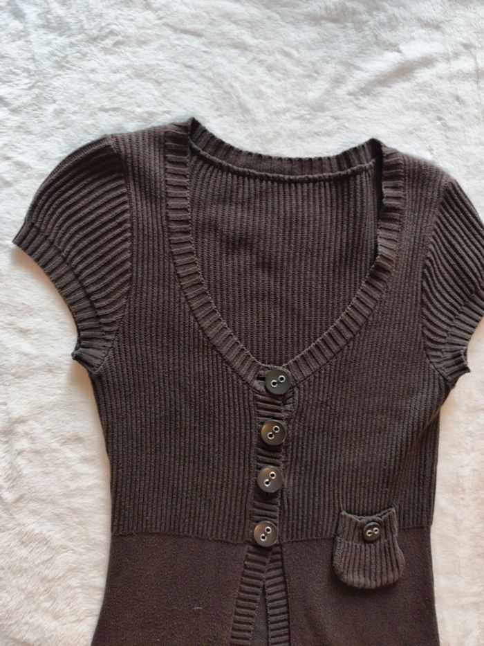 Gilet femme épais col v a bouton manches courtes marque miss captain taille M/L - photo numéro 5