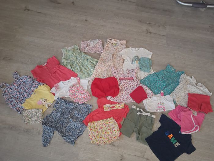 Lot vêtements fille 6mois