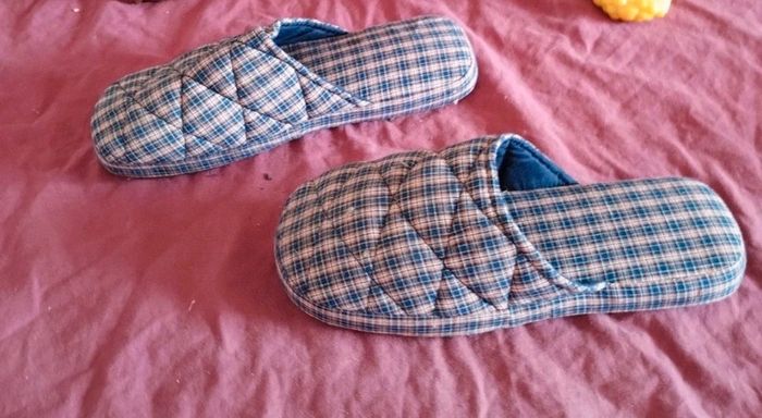 Chaussons pantoufles homme 40 - photo numéro 4