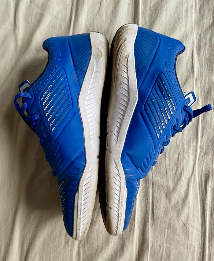 Chaussures de futsal 42 - photo numéro 2