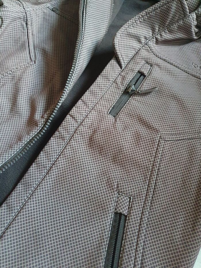 Blouson garçon 10 ans - photo numéro 2