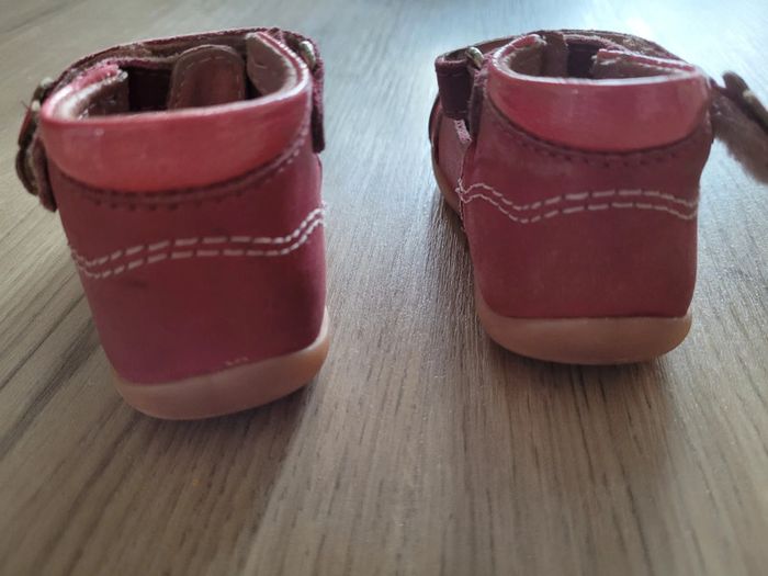 Chaussures babies à scratch pointure 19 - photo numéro 5