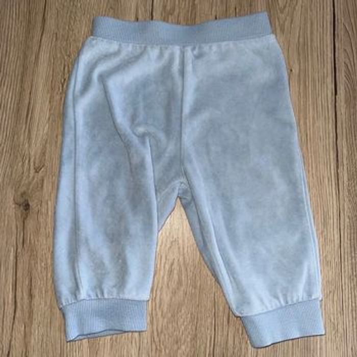 Ensemble 6 mois jogging kiabi - photo numéro 3