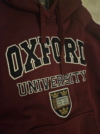 Sweat Oxford University T.S (neuf)