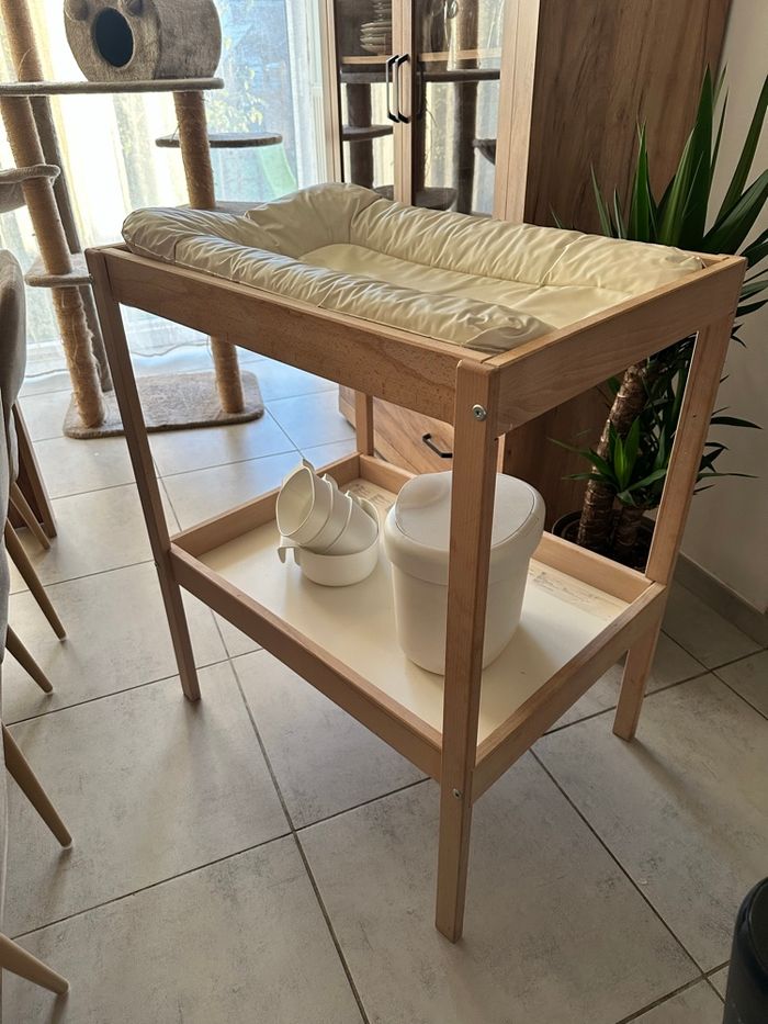 Table à langer IKEA et ses accessoires - photo numéro 7