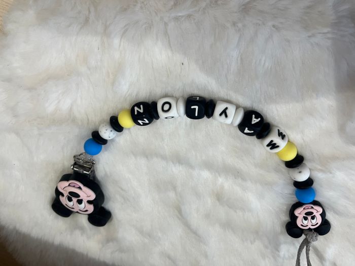 Attache tétine personnalisé Mickey