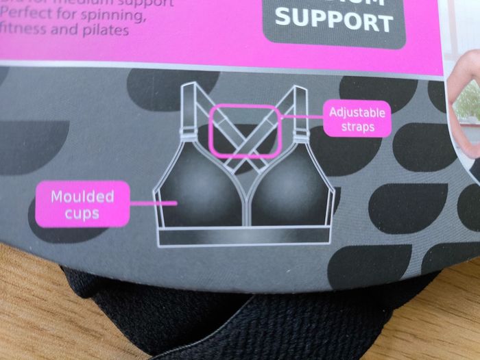 Brassière de sport neuve - photo numéro 7