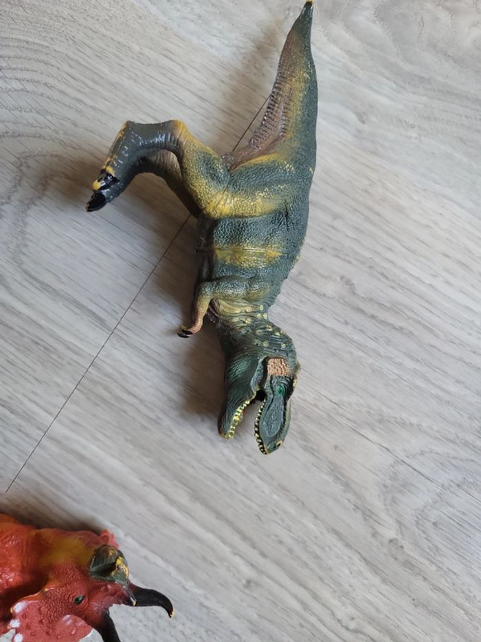 Lot dinosaures - photo numéro 4