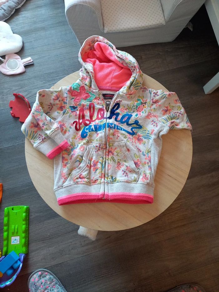 Gilet a capuche 12 mois