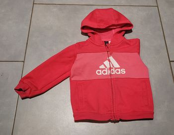 Gilet zippé à capuche 18 mois