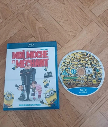 Blu-ray Universal Moi Moche et Méchant - Très bon état