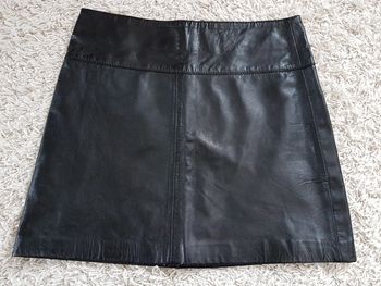 Jupe courte cuir