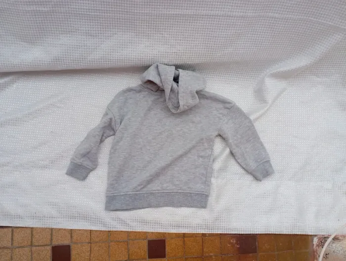 Sweat à capuche licorne Primark - Taille 2-3 ans - photo numéro 2