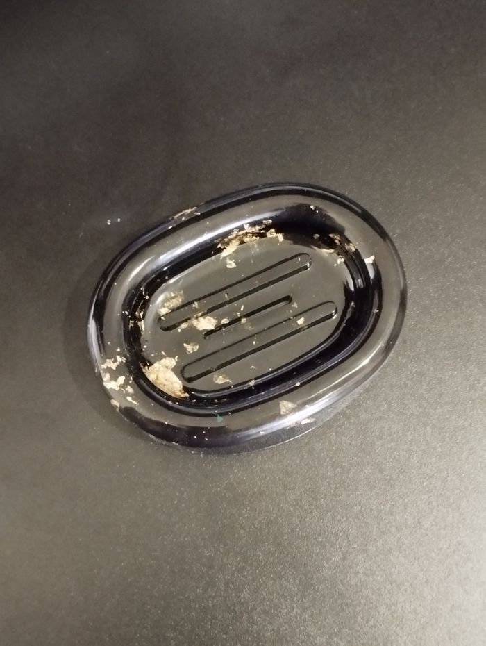 Porte savon noir et doré - photo numéro 2