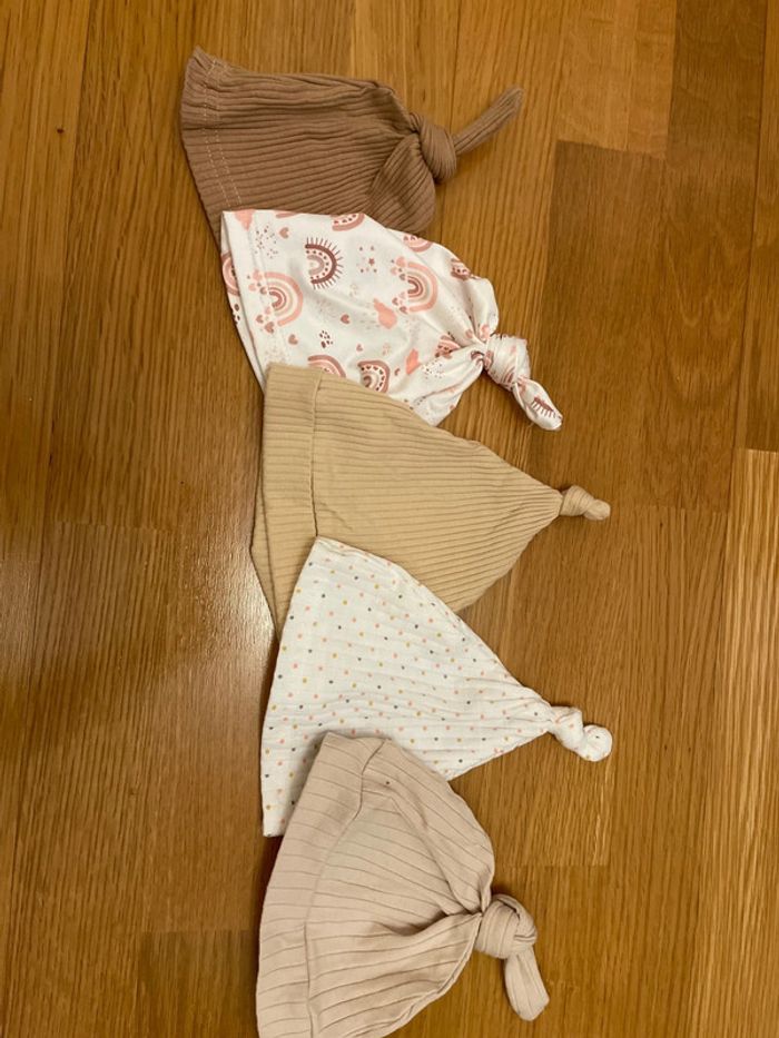 Lot de 5 bonnets neufs taille 1 mois SHEIN