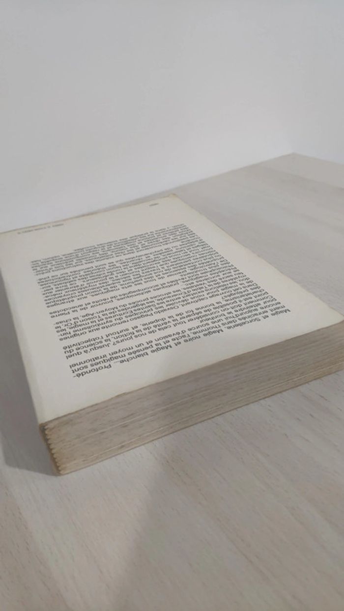Livre Magie et sorcellerie Osvaldo Pegaso Éditions de Vecchi - photo numéro 4