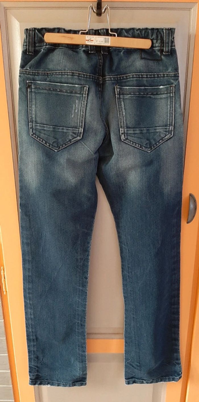 Jeans 16 ans - photo numéro 3