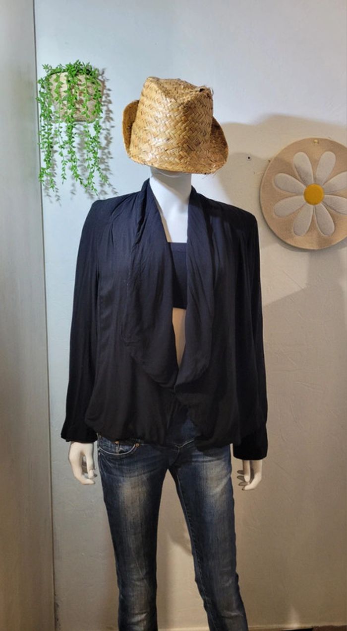 Petite veste noire - photo numéro 2