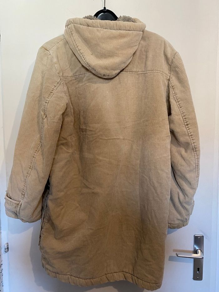 Manteau duffle-coat beige en velours côtelé avec capuche - photo numéro 2