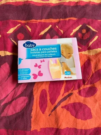 Boîte de 50 sac à couches neuf baby