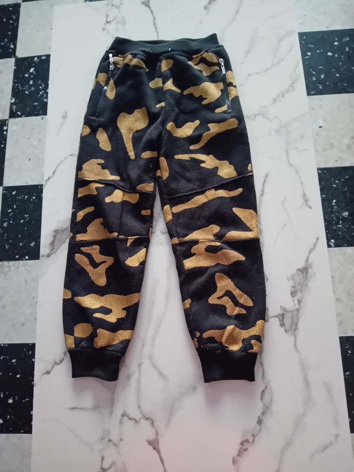 Lot de vêtements - photo numéro 4