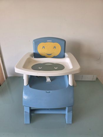 Chaisse haute pour bébé