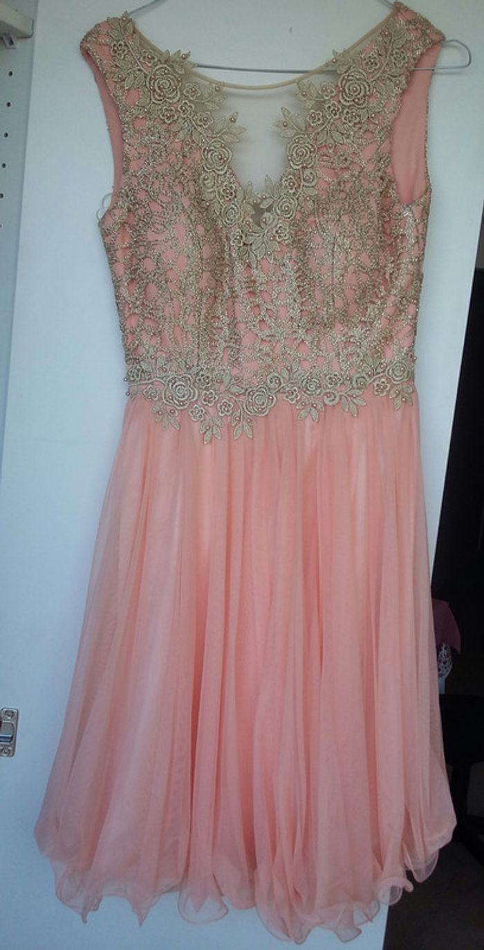 Robe de soirée portée une fois pour un mariage
